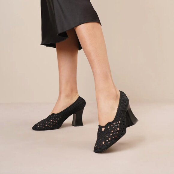 The Row Rafaella Pumps - Size 37 - Picture 3 of 5